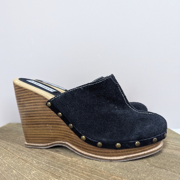 Steve Madden Suede Shearling Clogs Size 7.5 Black Leather Studded Wedge Platform - Picture 8 of 12